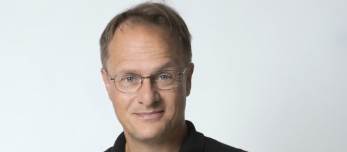 Mann mit Brille