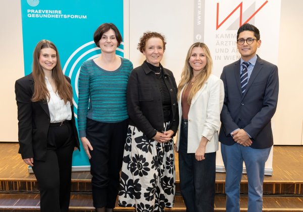Die Teilnehmer zum Thema Frauen in der Medizin stehen nebeneinander - von links nach rechts: Melanie Klampferer, Ruth Herbst, Kristina Hametner, Lisa Leutgeb, Eduardo Maldonado-González.